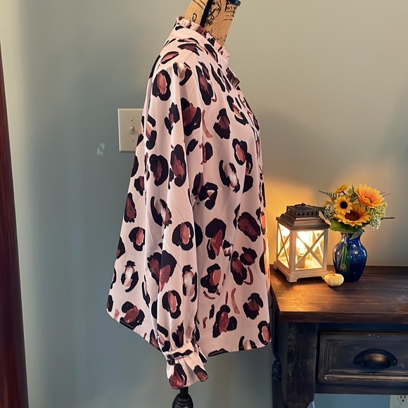 Eloquii blouse size 20. - Picture 6 of 12